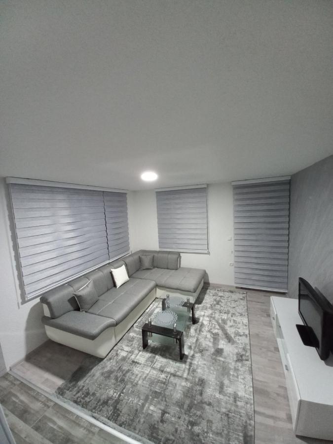 Adagio Studio Apartment Plav Exterior foto