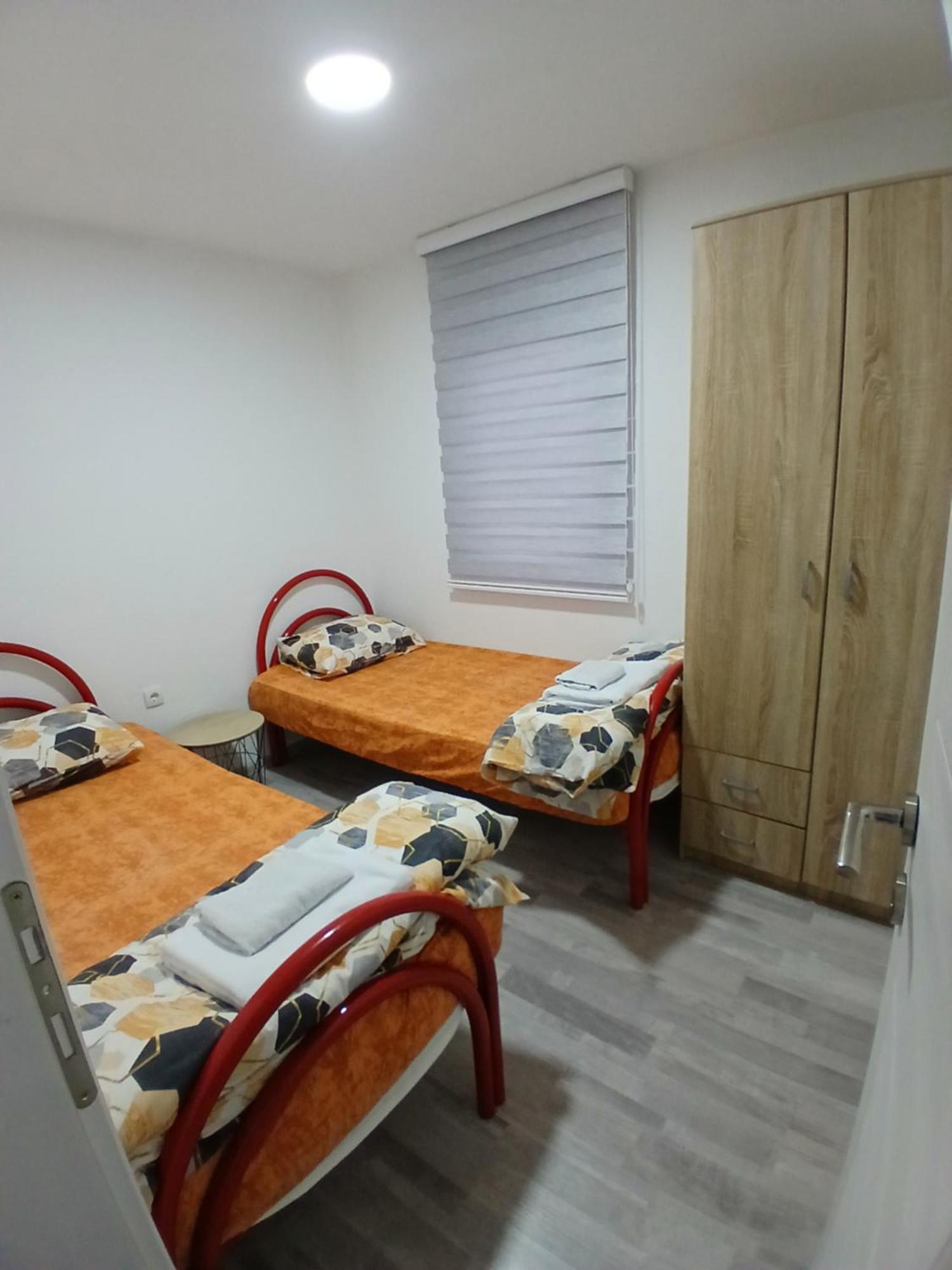 Adagio Studio Apartment Plav Exterior foto